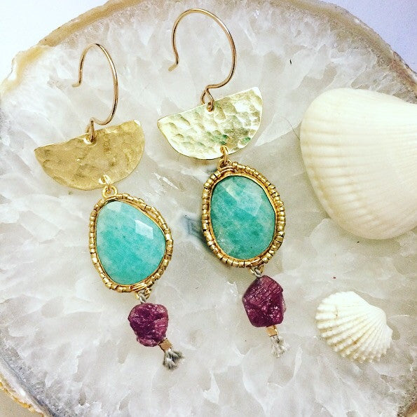 Caye Earrings